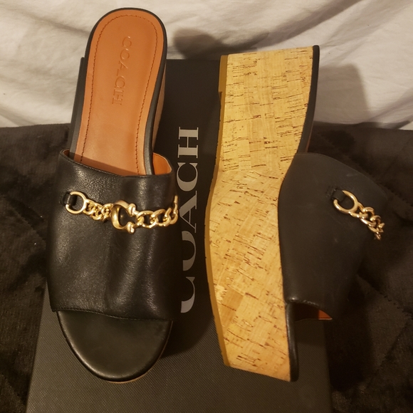 COACH Black Leather Wedge Gold Chain - Picture 2 of 6